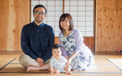 Canon EOS 50D
(f/2.8,1/80sec,ISO-400,55mm)